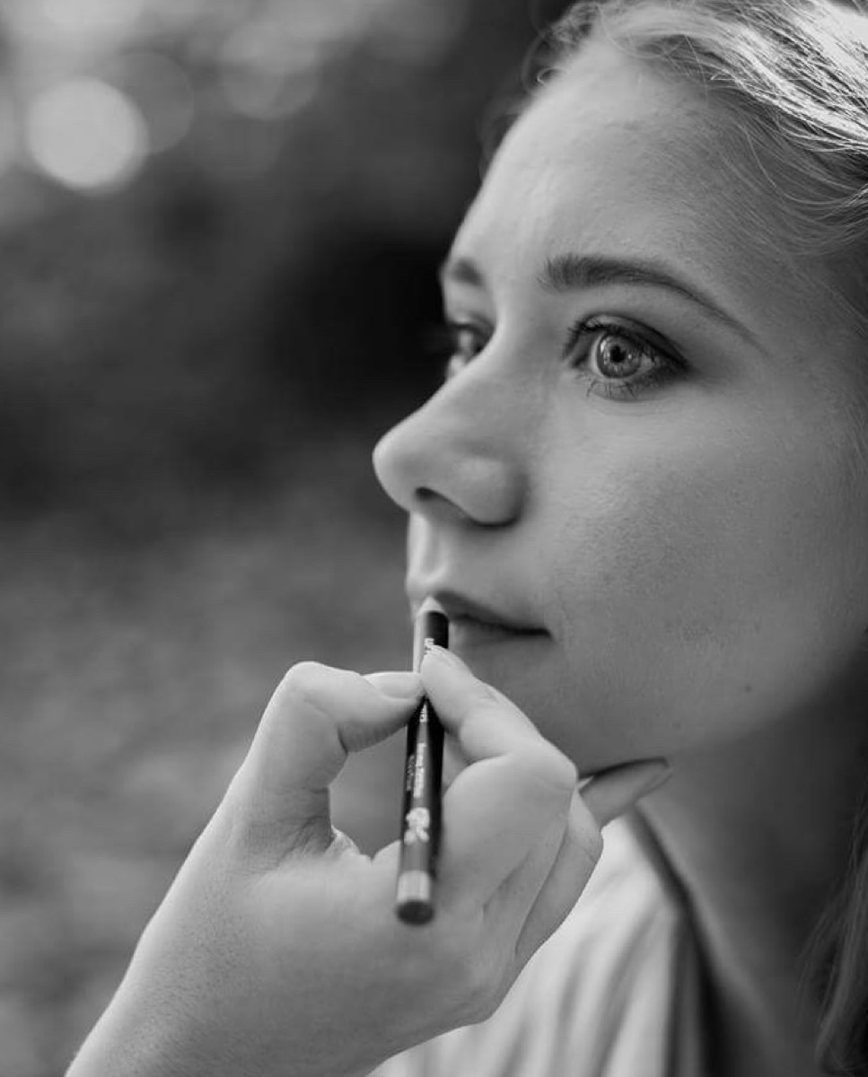 Natural Beauty Makeup by Pauline Binlich - Glamorous Beauty Look Paris